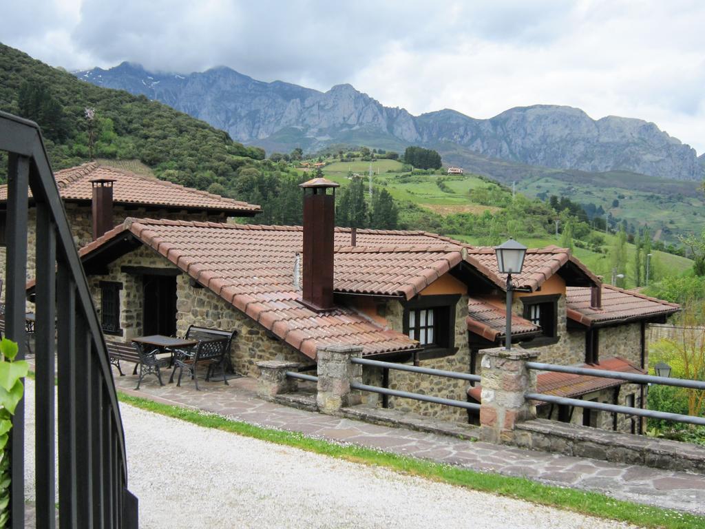Viviendas Rurales La Fragua Aliezo Exteriör bild
